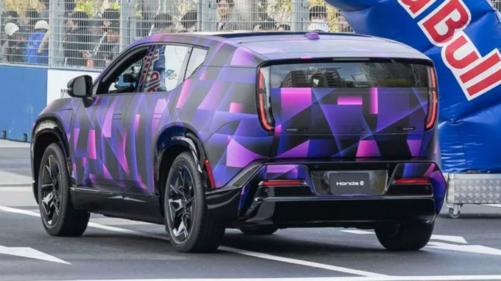 Το ηλεκτρικό Honda 0 έκανε δημόσια εμφάνιση ντυμένο με καμουφλάζ